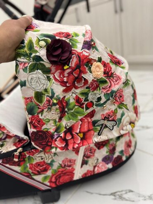 Коляска, цвет - Золотой, Б/у Бишкек - сүрөт 6