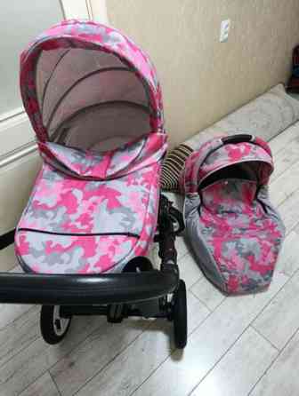 Коляска, цвет - Серебристый, Б/у Бишкек