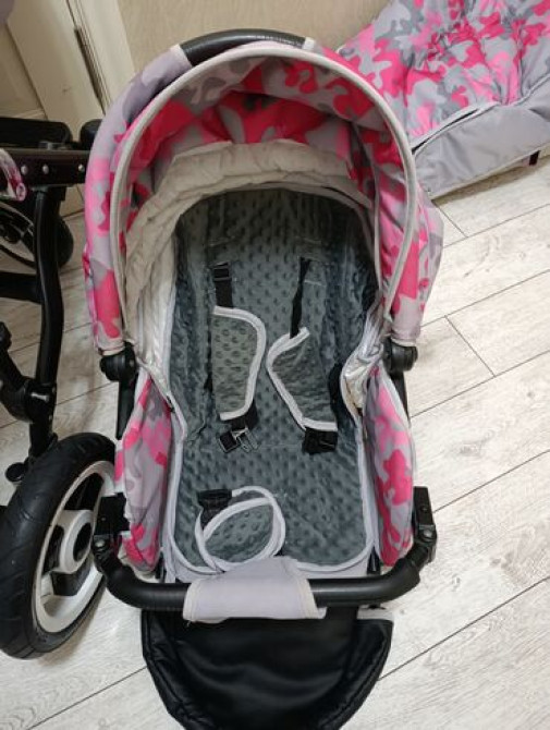 Коляска, цвет - Серебристый, Б/у Бишкек - изображение 5