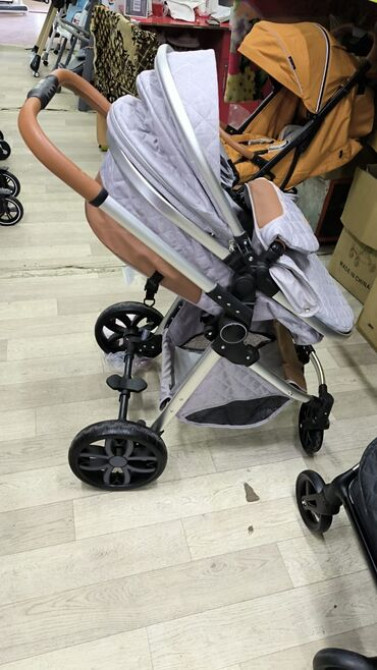 Коляска, цвет - Серебристый, Новый Бишкек - изображение 2