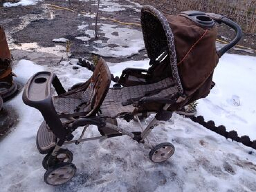 Коляска, цвет - Коричневый, Б/у Бишкек - изображение 1