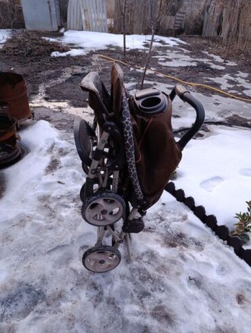 Коляска, цвет - Коричневый, Б/у Бишкек - изображение 3