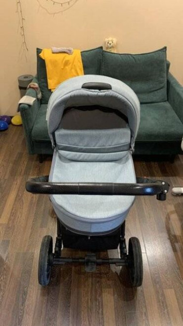 Коляска, цвет - Серебристый, Б/у Бишкек - изображение 4