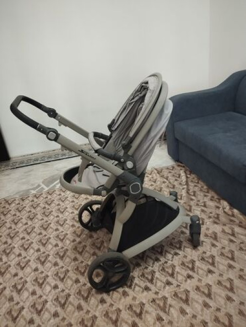 Коляска, цвет - Серебристый, Б/у Бишкек - изображение 5
