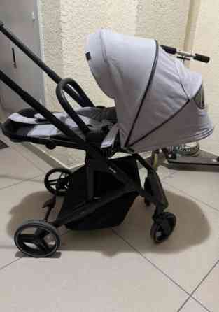 Коляска, цвет - Серебристый, Б/у Бишкек
