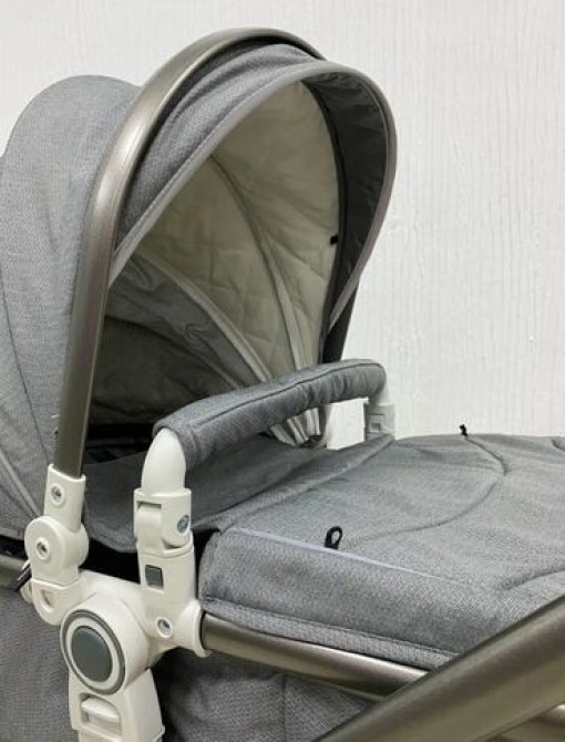 Коляска, цвет - Серебристый, Б/у Бишкек - изображение 4