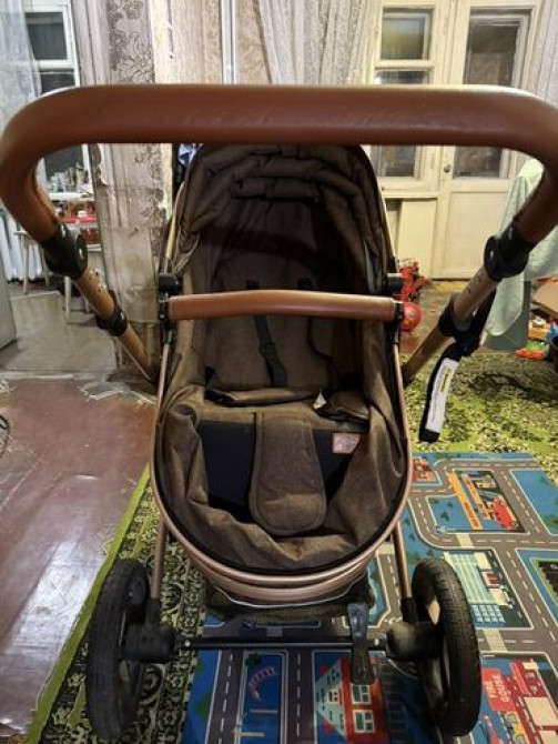 Коляска, цвет - Коричневый, Б/у Бишкек - изображение 4