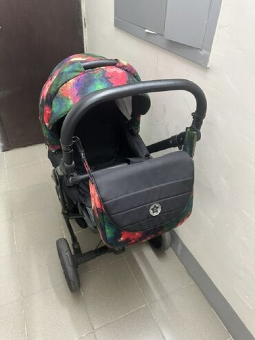 Коляска, цвет - Черный, Б/у Бишкек - изображение 2