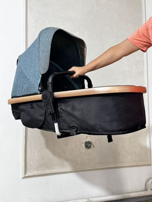 Коляска, цвет - Золотой, Б/у Бишкек - изображение 1