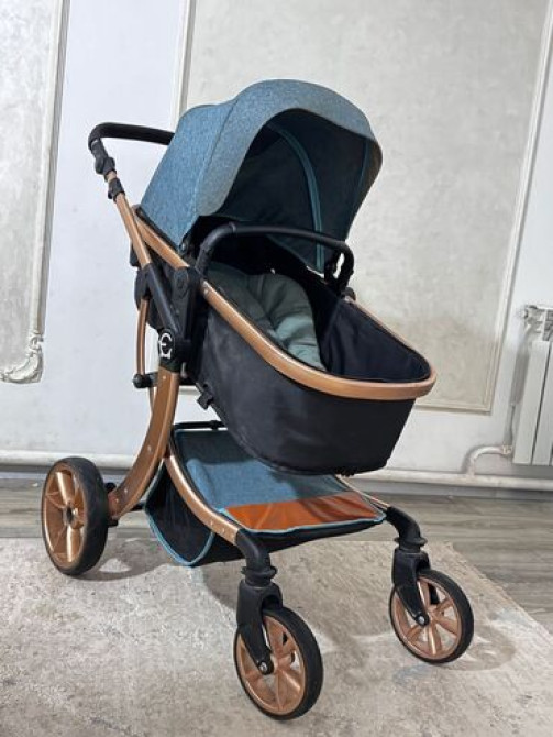 Коляска, цвет - Золотой, Б/у Бишкек - изображение 2