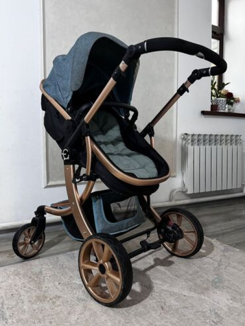 Коляска, цвет - Золотой, Б/у Бишкек - изображение 3