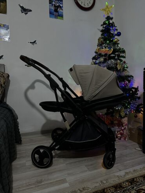 Коляска, цвет - Коричневый, Б/у Бишкек - изображение 1