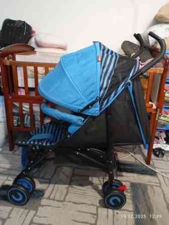 Коляска, цвет - Голубой Бишкек