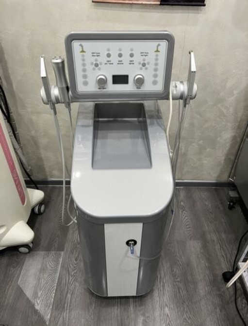 Продаётся многофункциональный немецкий аппарат для кислородной Бишкек - изображение 1