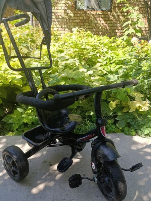 Детский велосипед, 3-колесный, 1 - 3 года, Б/у Bishkek - photo 1