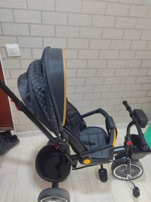 Детский велосипед, 3-колесный, 1 - 3 года, Б/у Бишкек - сүрөт 1