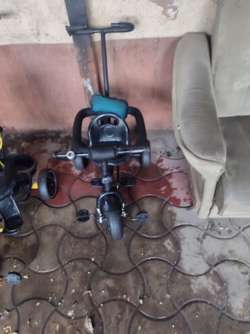 Детский велосипед, 3-колесный, 1 - 3 года, Б/у Бишкек - сүрөт 2