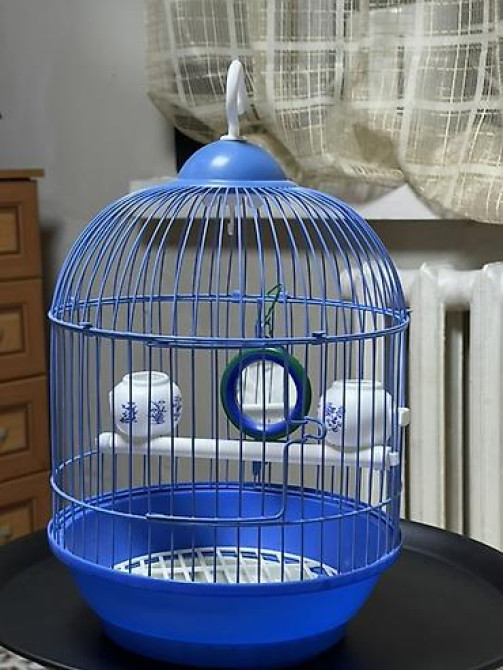 Круглая клетка для мелких птиц - Материал: металлические прутья Бишкек - изображение 2