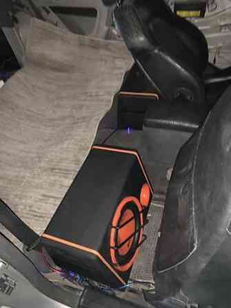 Активный автомобильный сабвуфер в корпусе с фазоинвертором. Описание Bishkek