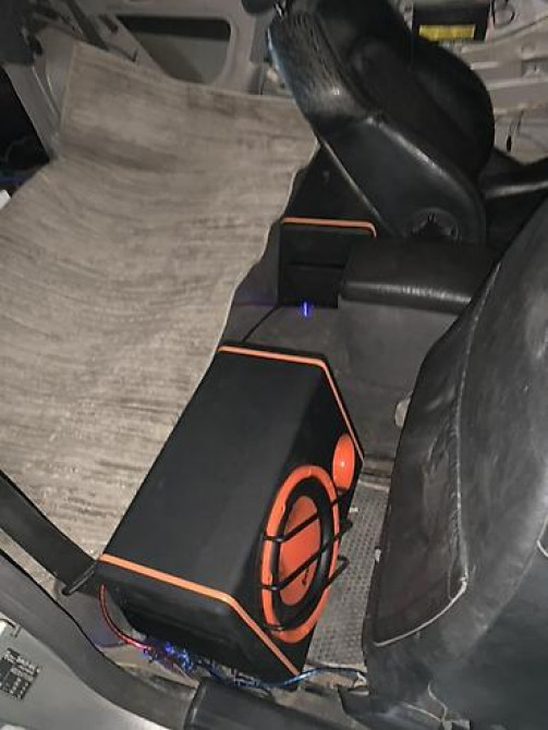 Активный автомобильный сабвуфер в корпусе с фазоинвертором. Описание Бишкек - изображение 3