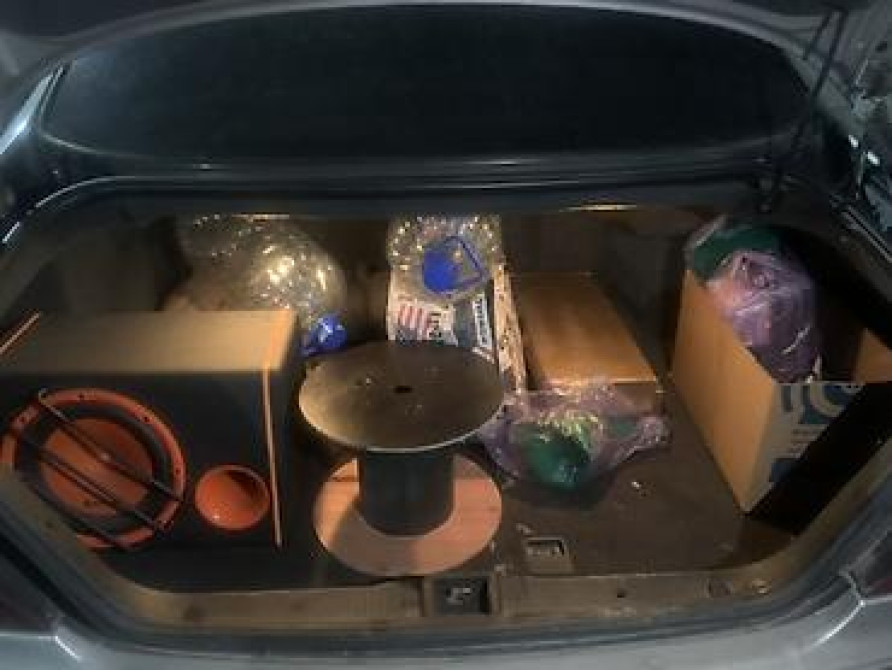 Активный автомобильный сабвуфер в корпусе с фазоинвертором. Описание Бишкек - изображение 2