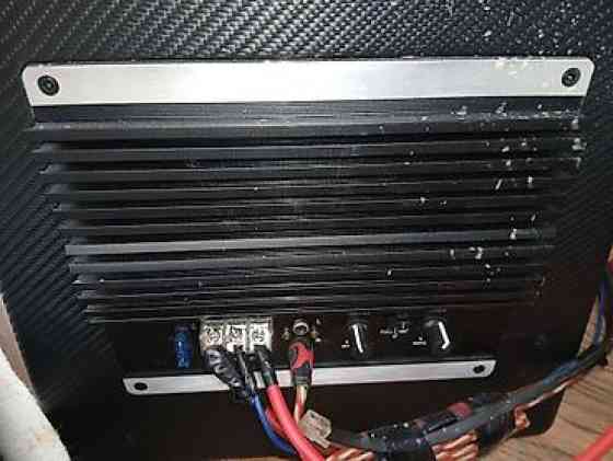 Активный автомобильный сабвуфер в корпусе с фазоинвертором. - Корпус Bishkek