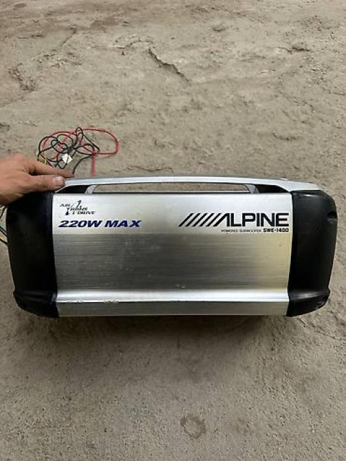 Активный сабвуфер Alpine SWE-1400 - Тип: компактный активный сабвуфер Бишкек - сүрөт 3