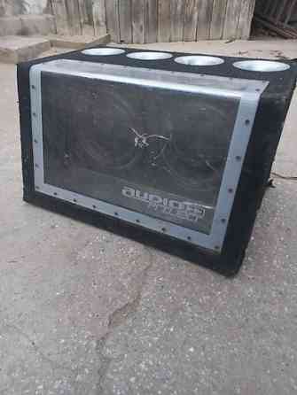 Или меняю на диски на бмв р17 р18 р19 С усилом играет четка усел Бишкек