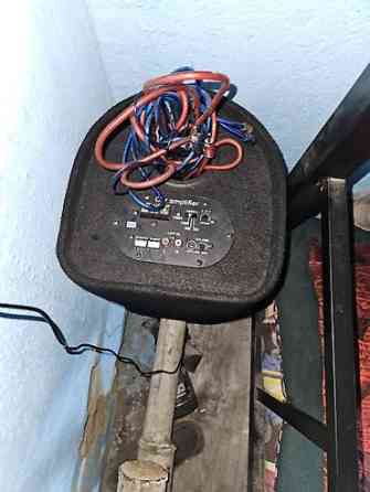 Автомобильный сабвуфер в корпусе с встроенным усилителем Бишкек