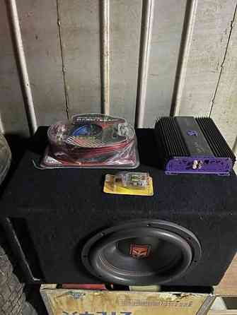 Автозвук комплектом КАЧАЕТ ЗНАТНО???? Без торга! Проводов нет,отдаю за Бишкек