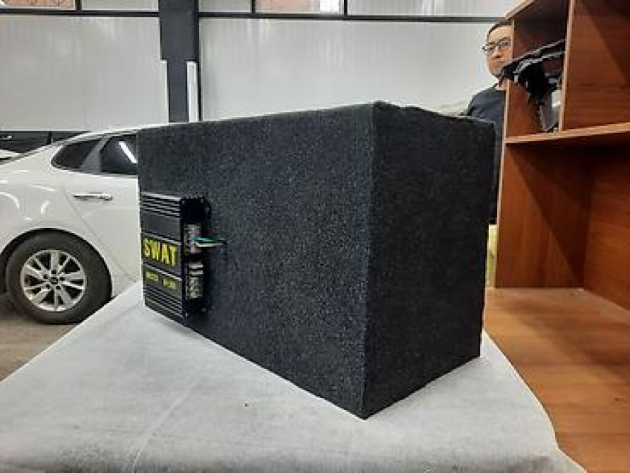 Продаю сабвуфер SWAT с усилителем.
Короб полностью отреставрирован Бишкек - изображение 2