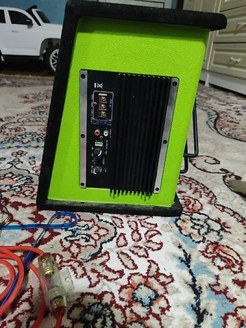 Активный автомобильный сабвуфер в корпусе - Бренд: UZZX (логотип на Бишкек - изображение 2