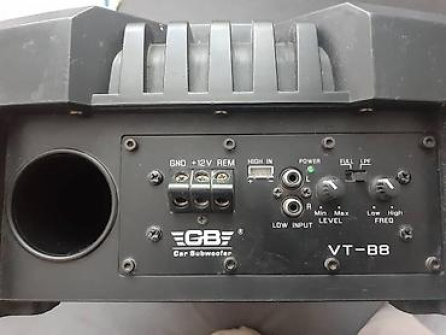 Продаю сабвуфер, оригинал не Китай размер длина 41см. Ширина 27см Бишкек - сүрөт 4