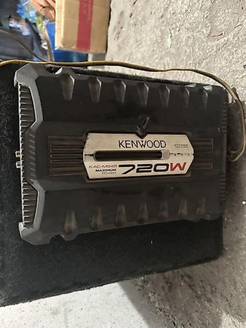 Сабвуфер в хорошем состоянии. Басы мощные, глубокие. Усилитель на Bishkek - photo 3