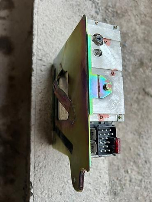 Усилитель Б/у, 100 Вт, Каналов: 4 Бишкек - изображение 1