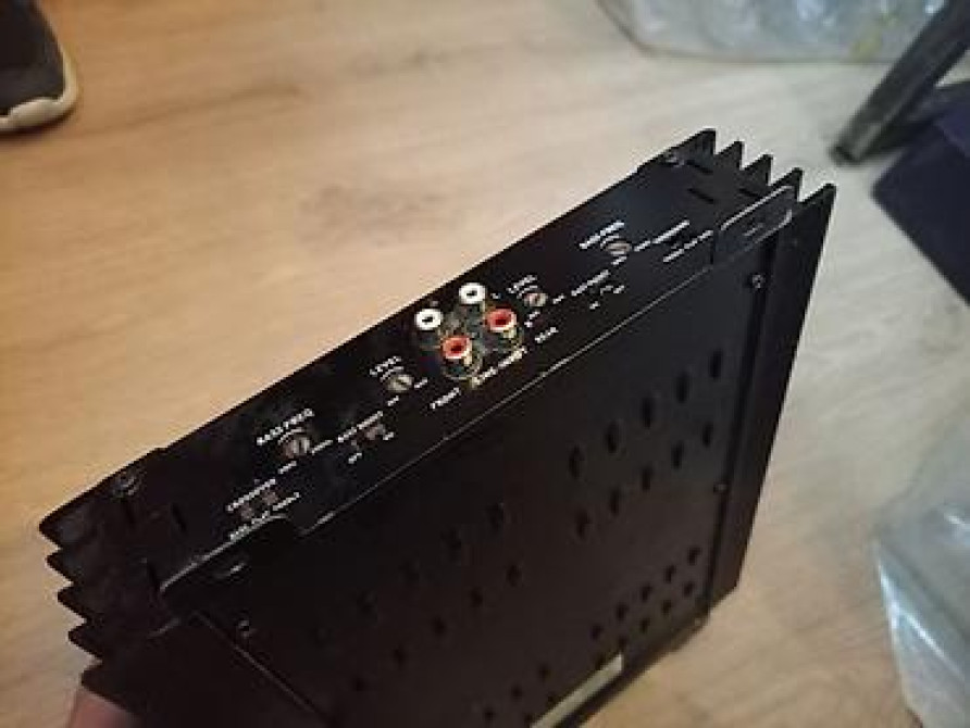 Усилитель Б/у, 135 Вт, Каналов: 4 Бишкек - изображение 3