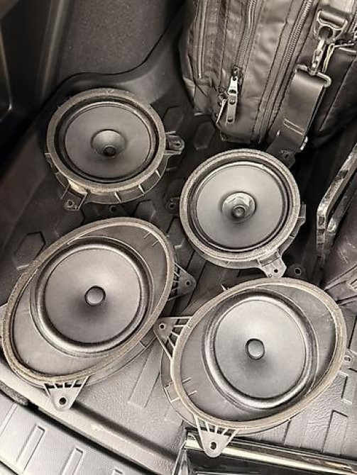 Комплект штатных автомобильных динамиков (4 шт.) SUBARU Снят с Бишкек - изображение 1