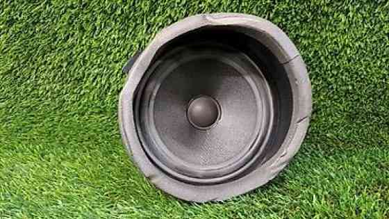 Динамик передний правый Е53 8 379 568 Год 2005 В отличном Бишкек