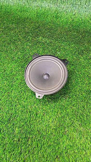 Запчасть: Динамик Направление: Перед. BMW 318i 3-series (E46) Замена Бишкек - изображение 1