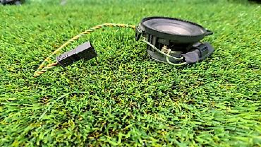 Динамик Bmw X5 E53 (б/у) ​ Марка: BMW Модель: X5 Кузов: E53 ​год 2003 Бишкек - изображение 2