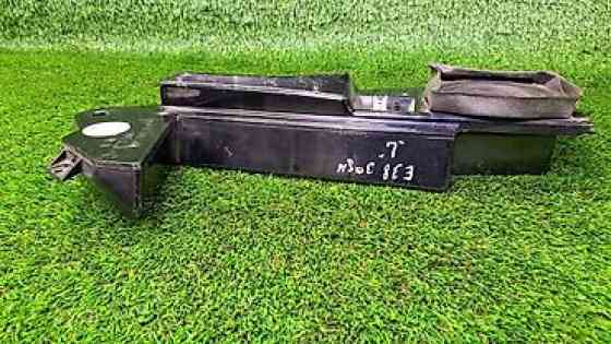 Коробка динамика в двери Л Зд е38 Номер 8 352 —-431 В отличном Бишкек