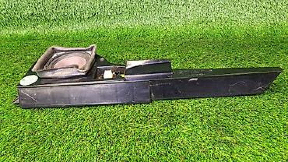 Динамик передняя правая е38 Номер: 8 371 —-240 Состояние отличное Год Бишкек - изображение 2