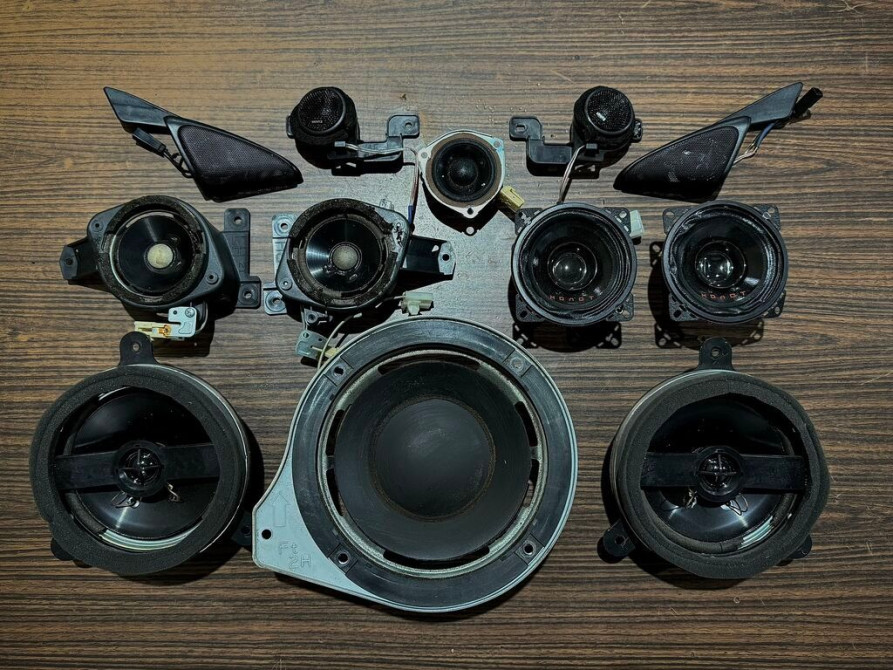 Продаю комплект динамиков McIntosh на Subaru legacy bp/bl5 Бишкек - изображение 1