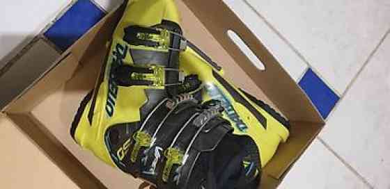 Продаю детские горнолыжные ботинки 34 - 35 размер DOIBELLO, в Бишкек