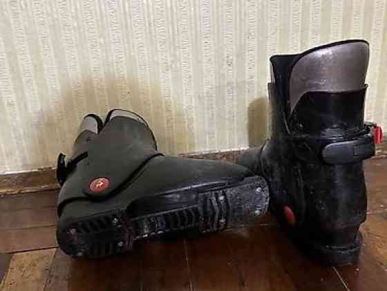 Детские горнолыжные ботинки Dalbello JR 2/5. Размер 35 по стельке 21,5 Бишкек
