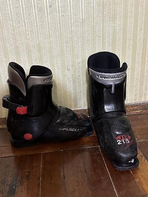 Детские горнолыжные ботинки Dalbello JR 2/5. Размер 35 по стельке 21,5 Бишкек - изображение 2
