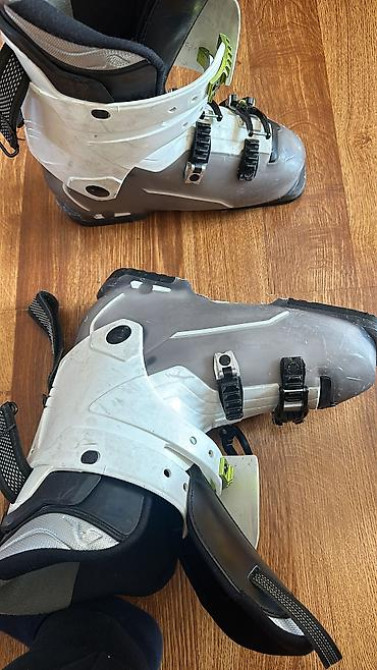 Ботинки для лыж,в очень хорошем состоянии Бишкек - изображение 4
