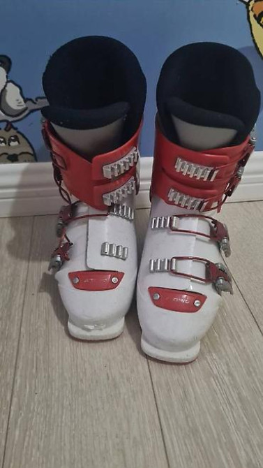 Продам детские качественные горнолыжные ботинки Atomic. Размер 21,5 Бишкек - изображение 4