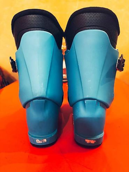 Продаю детские горнолыжные ботинки HEAD J2, размер 22-22,5 (35-36) Бишкек - изображение 2