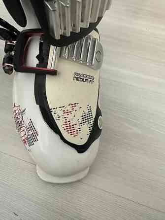 Горнолыжные ботинки Atomic Привезли б/у лыжные ботинки с Японии к Бишкек